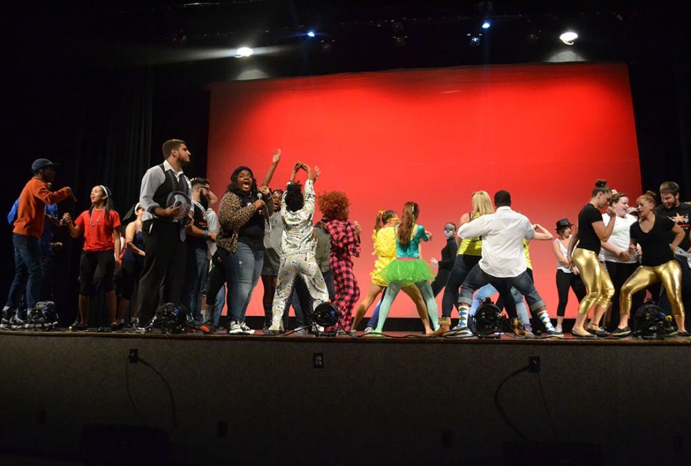 Homecoming Committee hosts annual lip sync competition