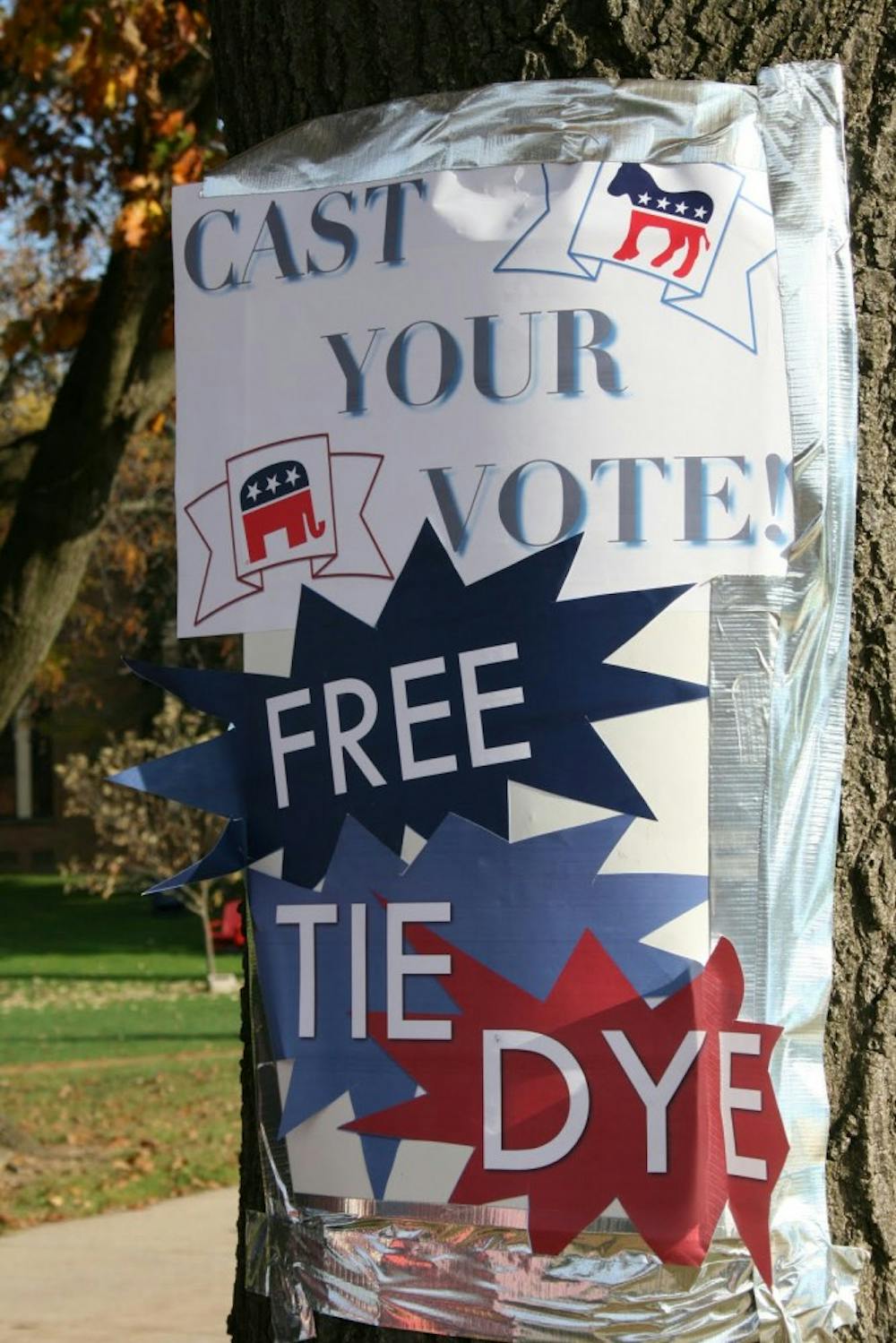 Students tie-dye a shirt for the upcoming election
