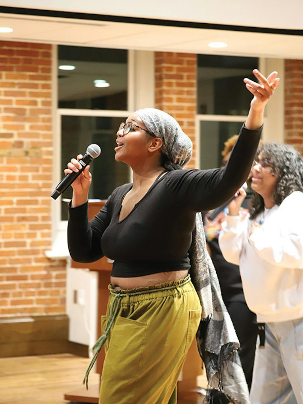 ‘Live at the Apollo’ performances bring energy to Stewart Hall