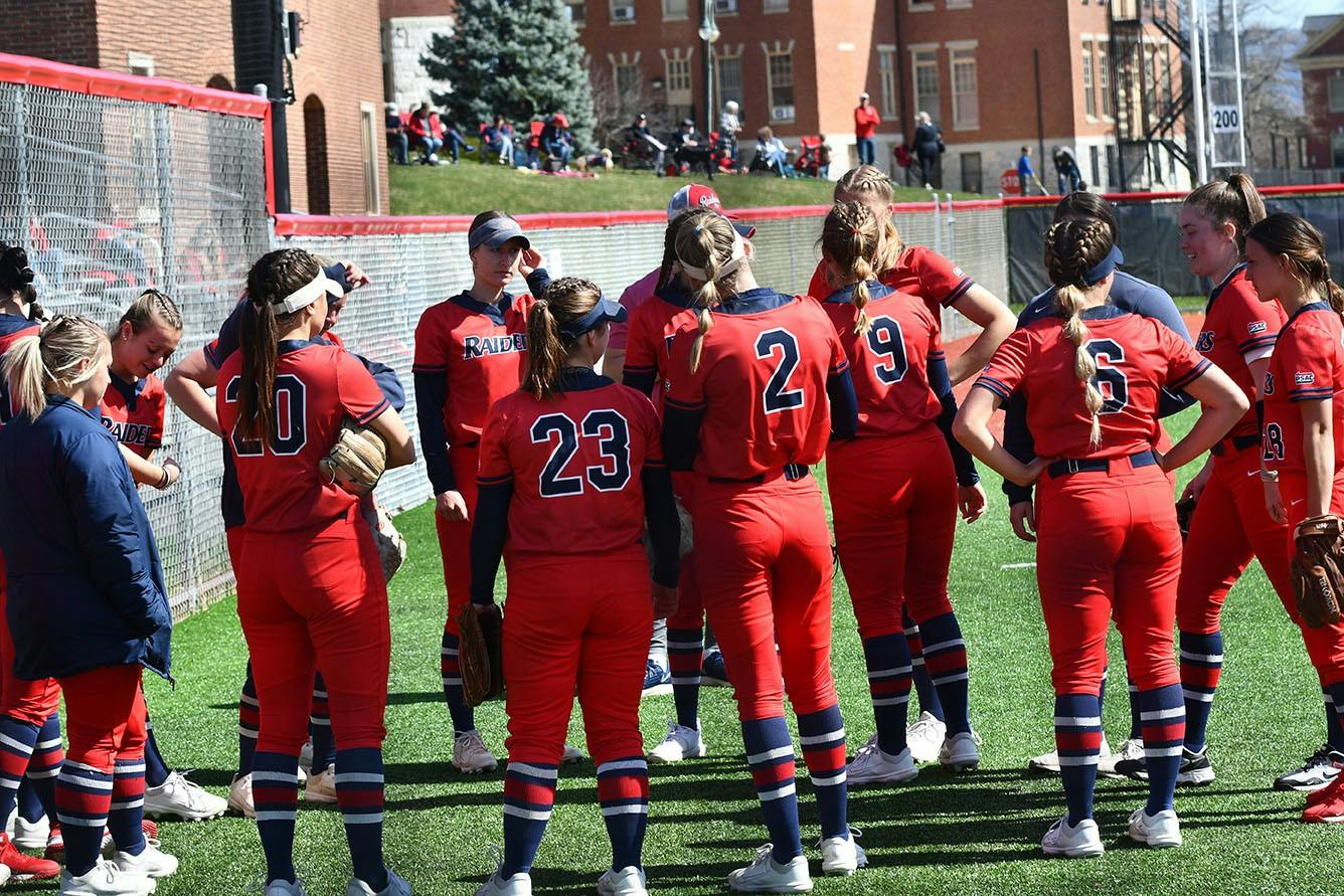 Softball Recap: Raiders go 3-1 on the week - Vimarsana News