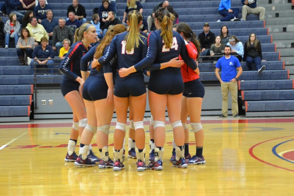 Halloween weekend a treat for SU volleyball 