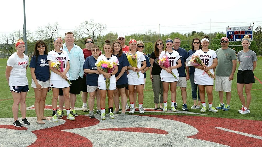 Lacrosse closes with Senior Day