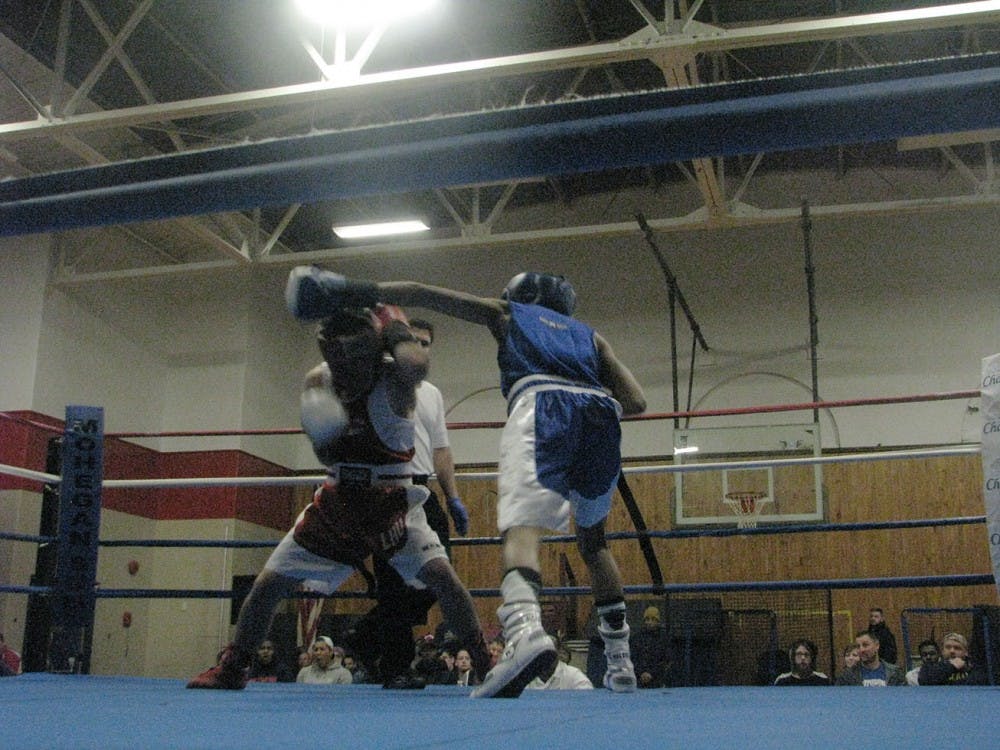 Boxing qualifies school-record 6 athletes for nationals