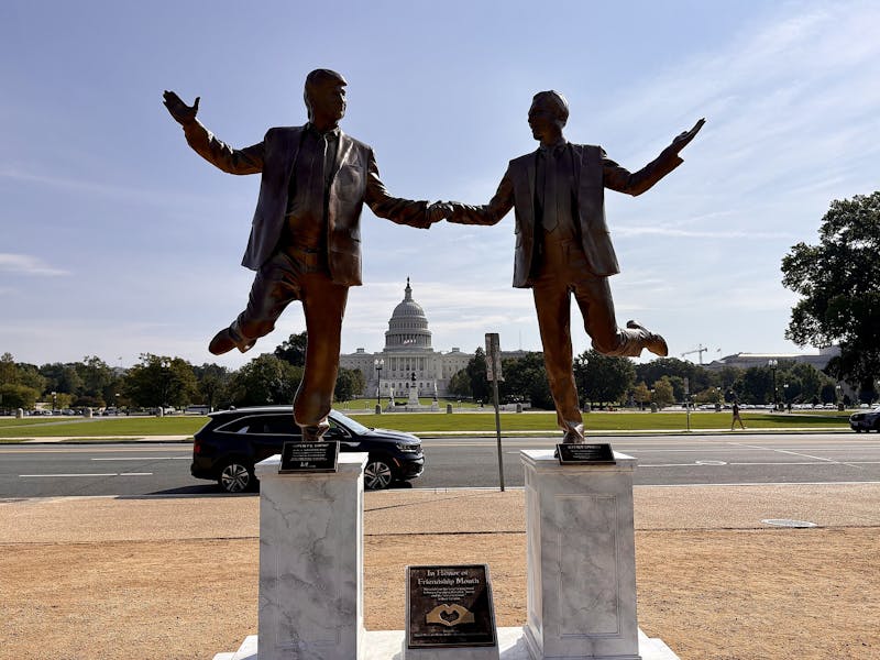 Best Friends Forever, a 2025 statue created by activists to protest Donald Trump and Jeffrey Epstein's relationship | Joe Flood, Wikimedia Commons