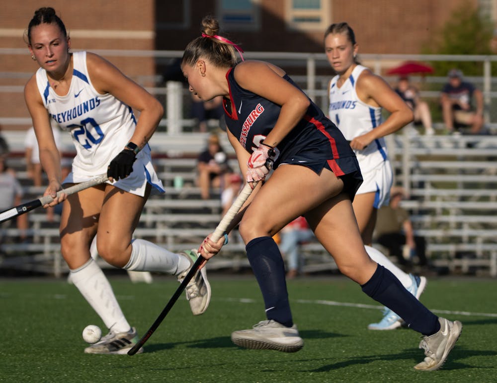 Field hockey beats trio of top ten foes