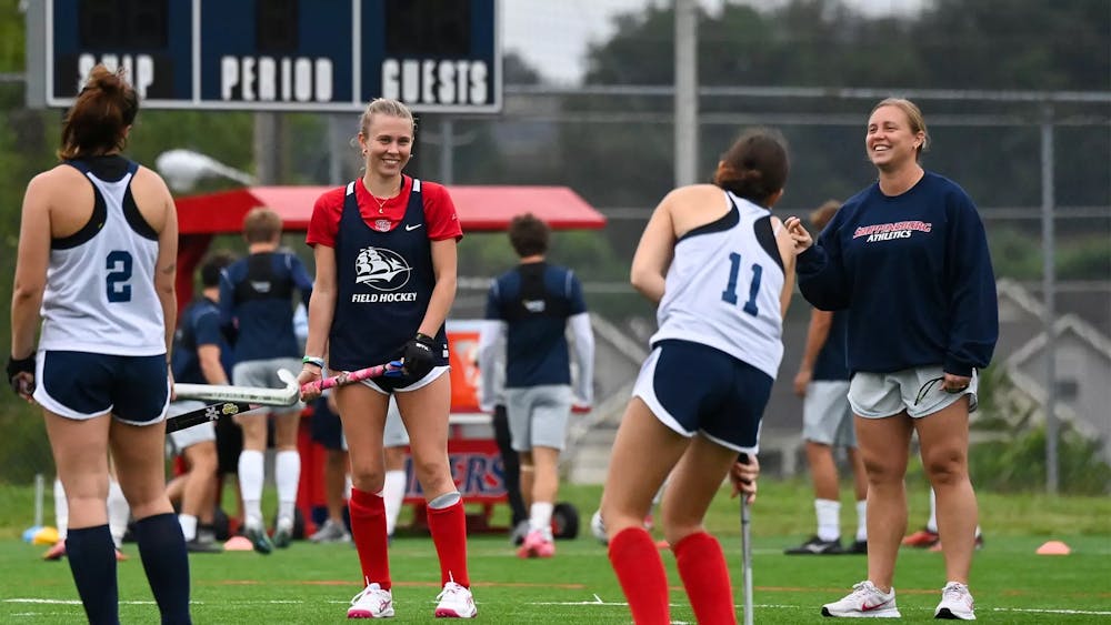 Field hockey enters new era with same expectations