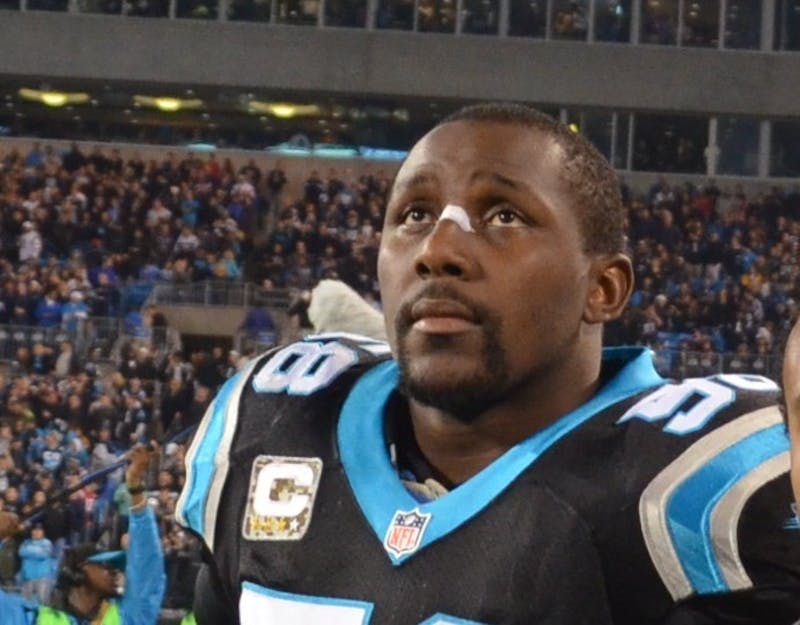 Thomas Davis is expected to play in Super Bowl 50 despite the many injuries he has suffered in his 11-year career.