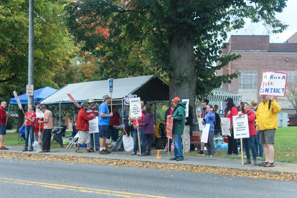 Faculty on picket lines for third day