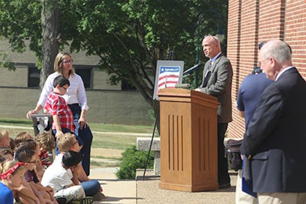 Dozens gather to celebrate Constitution Day at Library