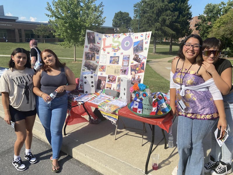 The Latino Student Organization tables at the SIS 
Fair on Aug. 26 on Cumberland Drive.