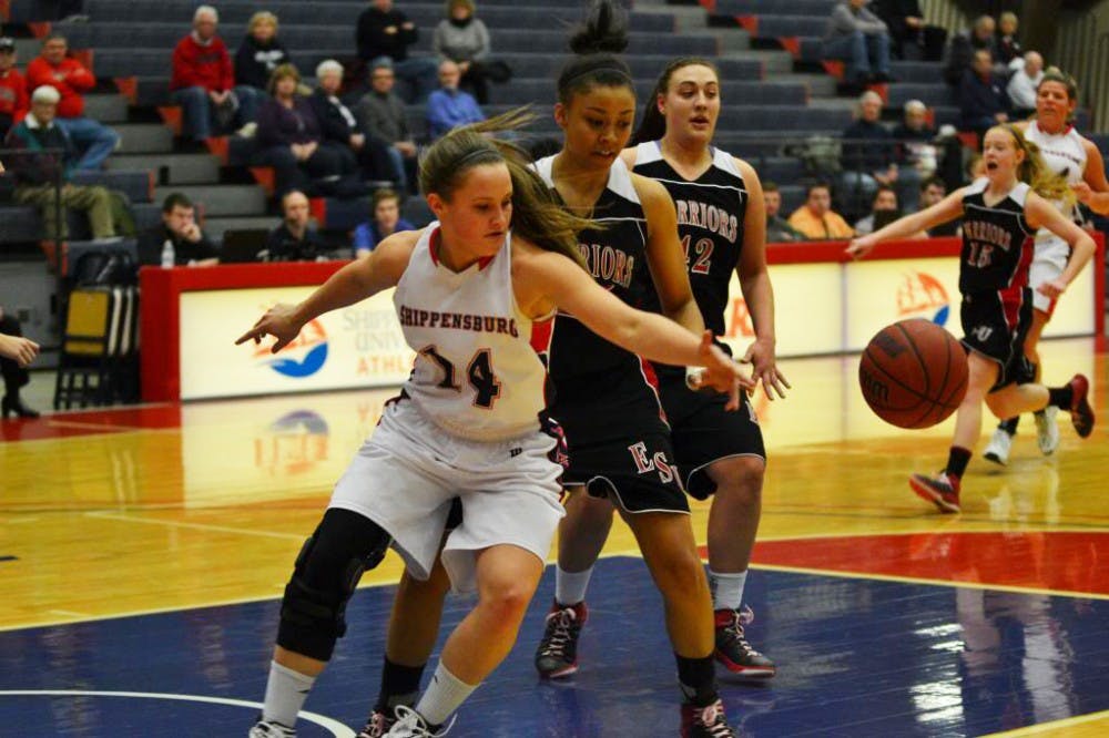 45-point first half boosts women’s basketball over East Stroudsburg
