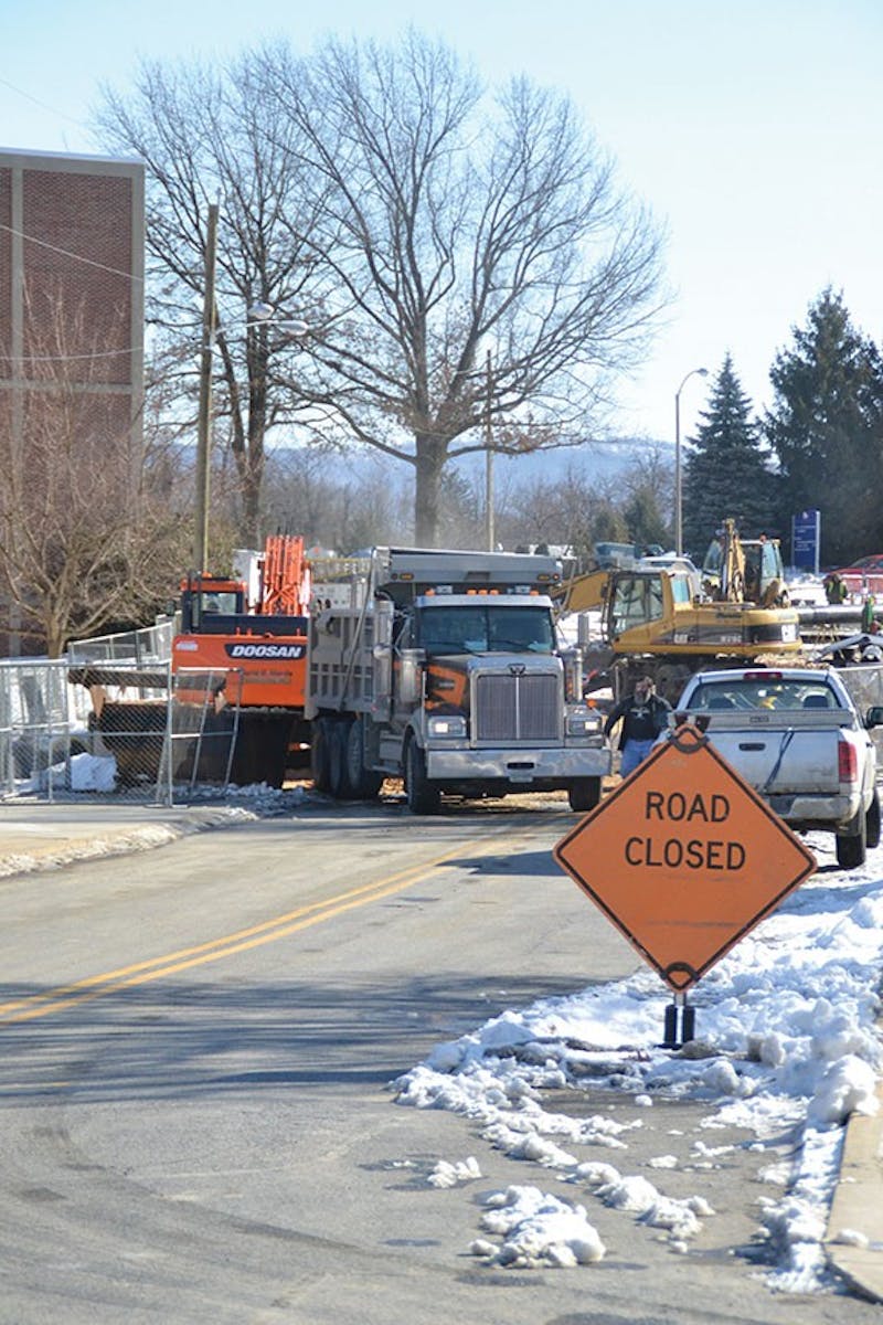 Construction on Cumberland Drive