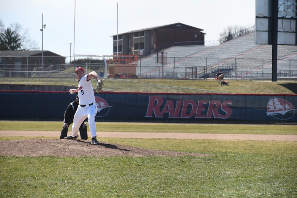 Higgins fires gem, baseball drops three to Golden Rams