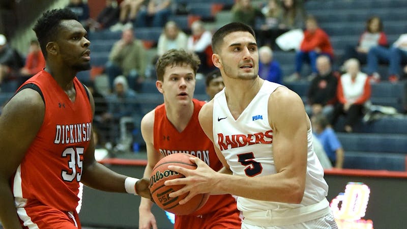 Dom Sleva is currently the Raiders’ leading bench scorer through seven games, averaging 8.6 points per game. His efficient 39.1% shooting from 3-point range is a staple in the Raiders offense.