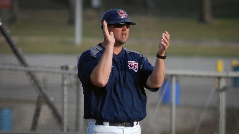 The Raiders’ offense exploded for a combined 46 runs in the four-game sweep of Queens over the weekend. Head coach Matt Jones achieved his 500th career win as a coach between his 21 combined years at Shippensburg University and Elizabethtown University.