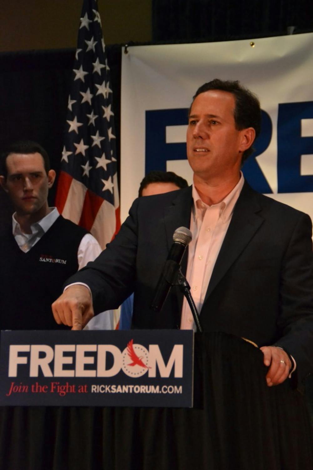 Santorum delivers his own address in Gettysburg 