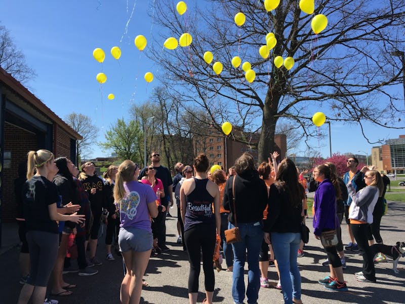 Students release balloons to honor those who have lost their lives to diabetes.