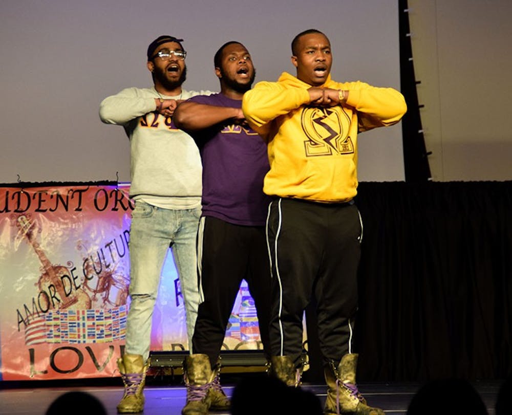 Latino Student Organization’s ‘Step up Stroll Out’ event focuses on identity. 