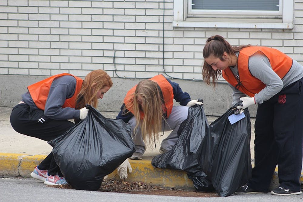Students help community spring clean