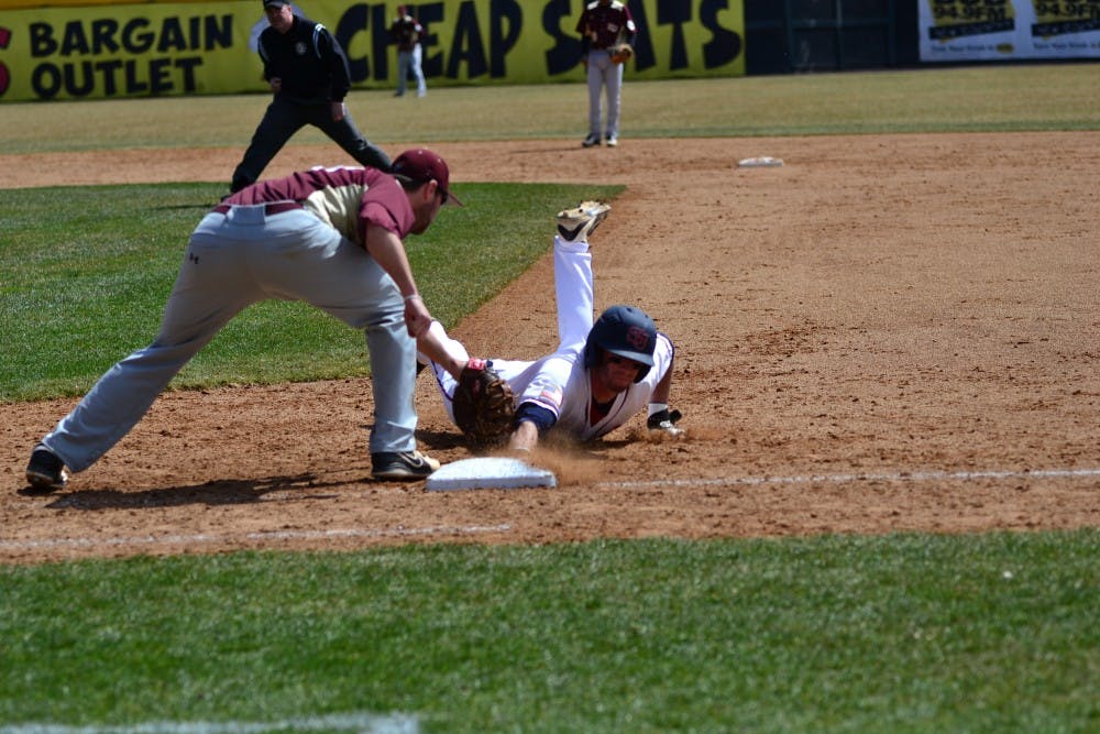 Baseball splits doubleheader with Kutztown