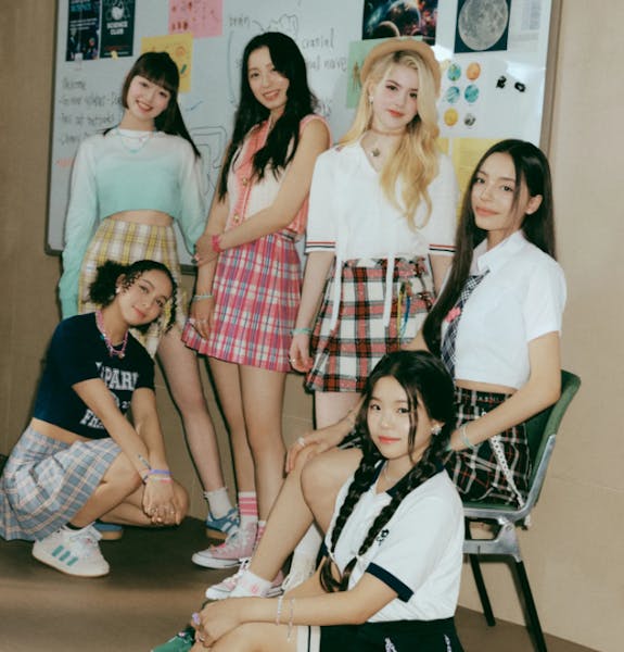 American K-pop girl group VCHA, the latest K-industry addition - News ...