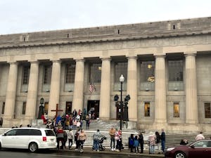 Line forms to see Kirk Cameron at Indianapolis Public Library