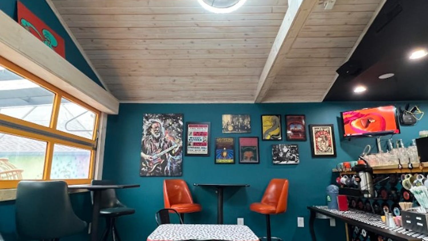 Soulshine Vegan Cafe Interior.jpg