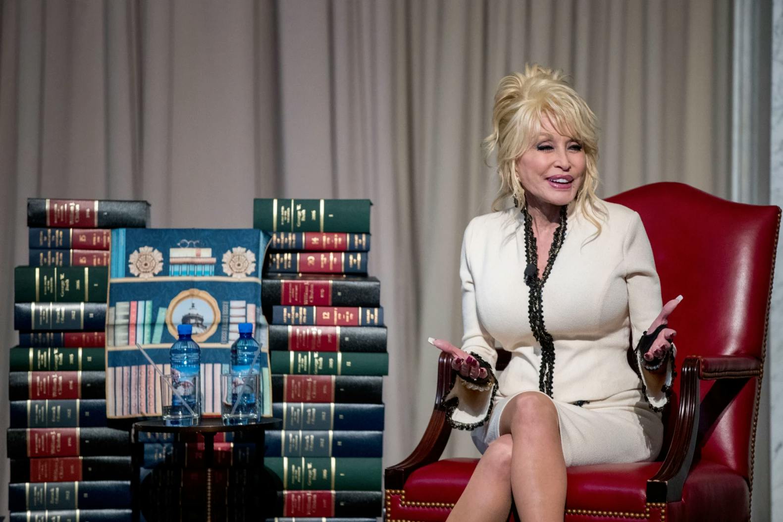 Dolly Parton - Imagination Library
