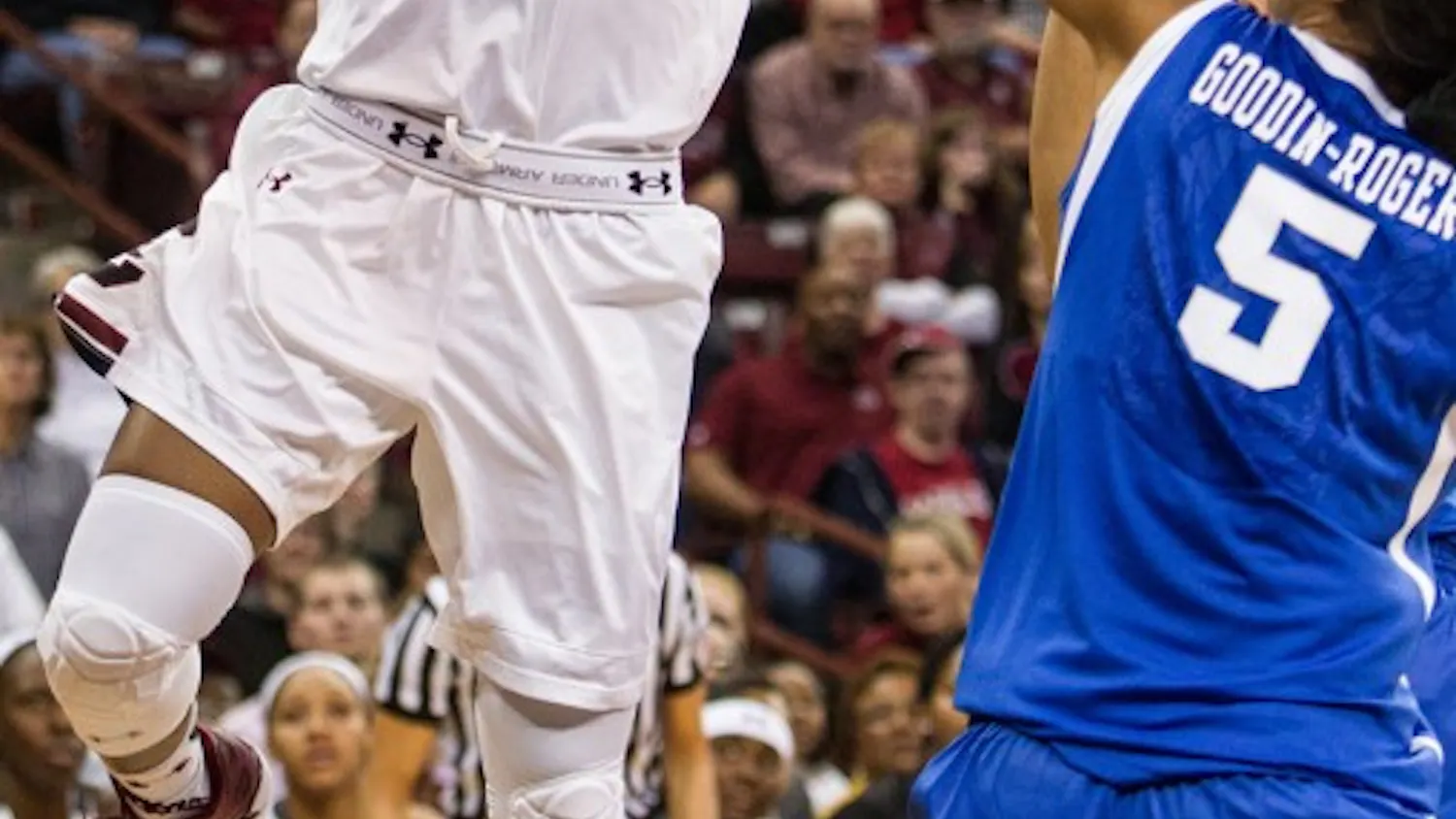 South Carolina's Tiffany Mitchell (25) shoots over Kentucky's Kyvin Goodin-Rogers (5) during the first half at the Colonial Life Arena in Columbia, S.C., on Sunday, Jan. 11. 2015. South Carolina won, 68-60. (Tracy Glantz/The State/TNS)