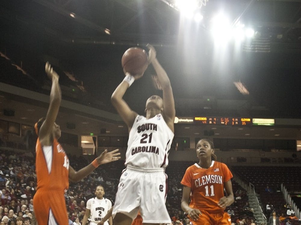 Senior forward Ashley Bruner (21) scored 16 points and had eight rebounds in Sunday’s win over Clemson.