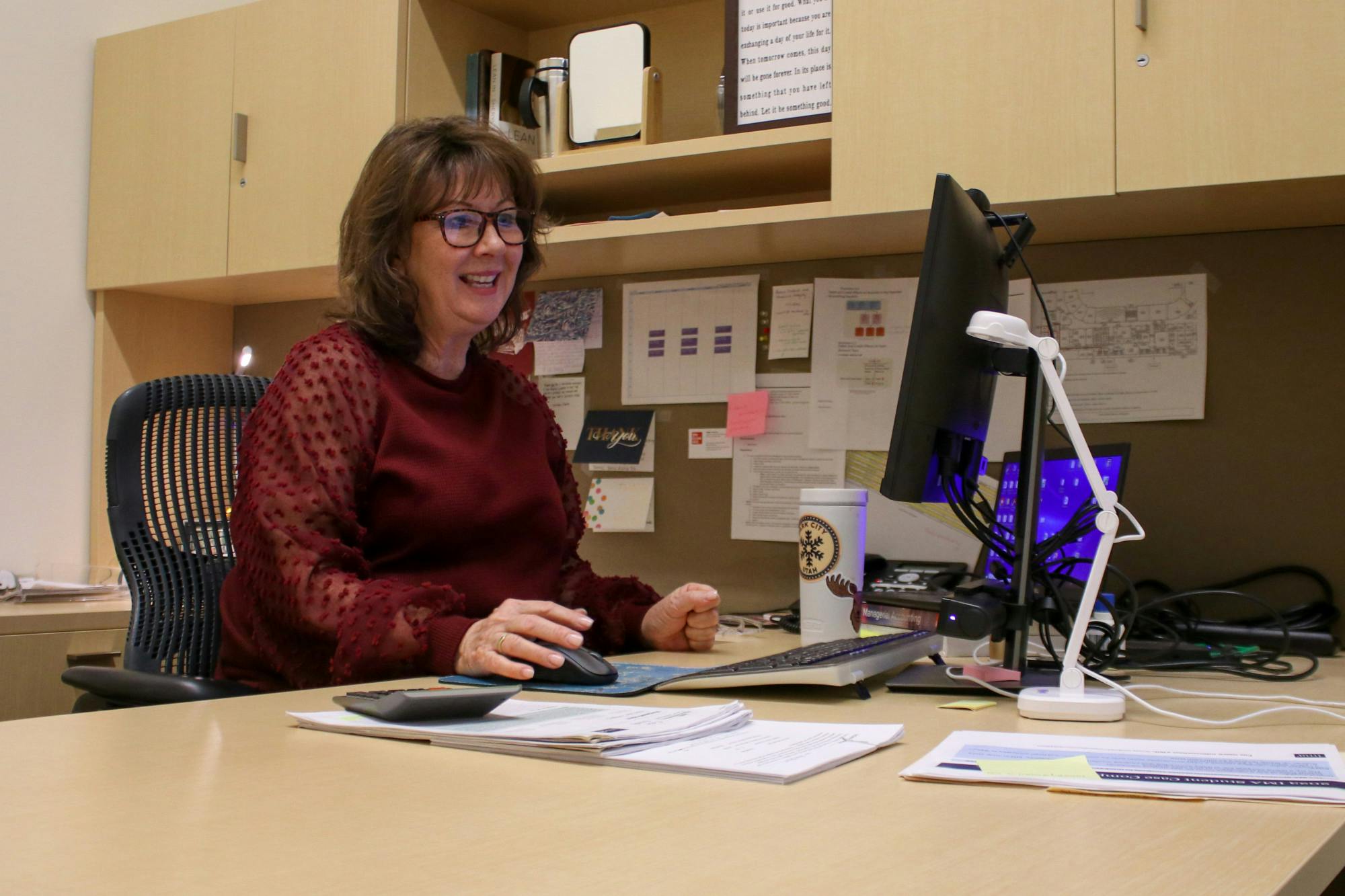 Miriam Shealy greets her online business class on Nov. 21, 2022. Professor Shealy is an alumna of USC's Darla Moore School of Business. Today she takes advantage of the online format of her class, helping college students of all ages recieve a strong business education. 