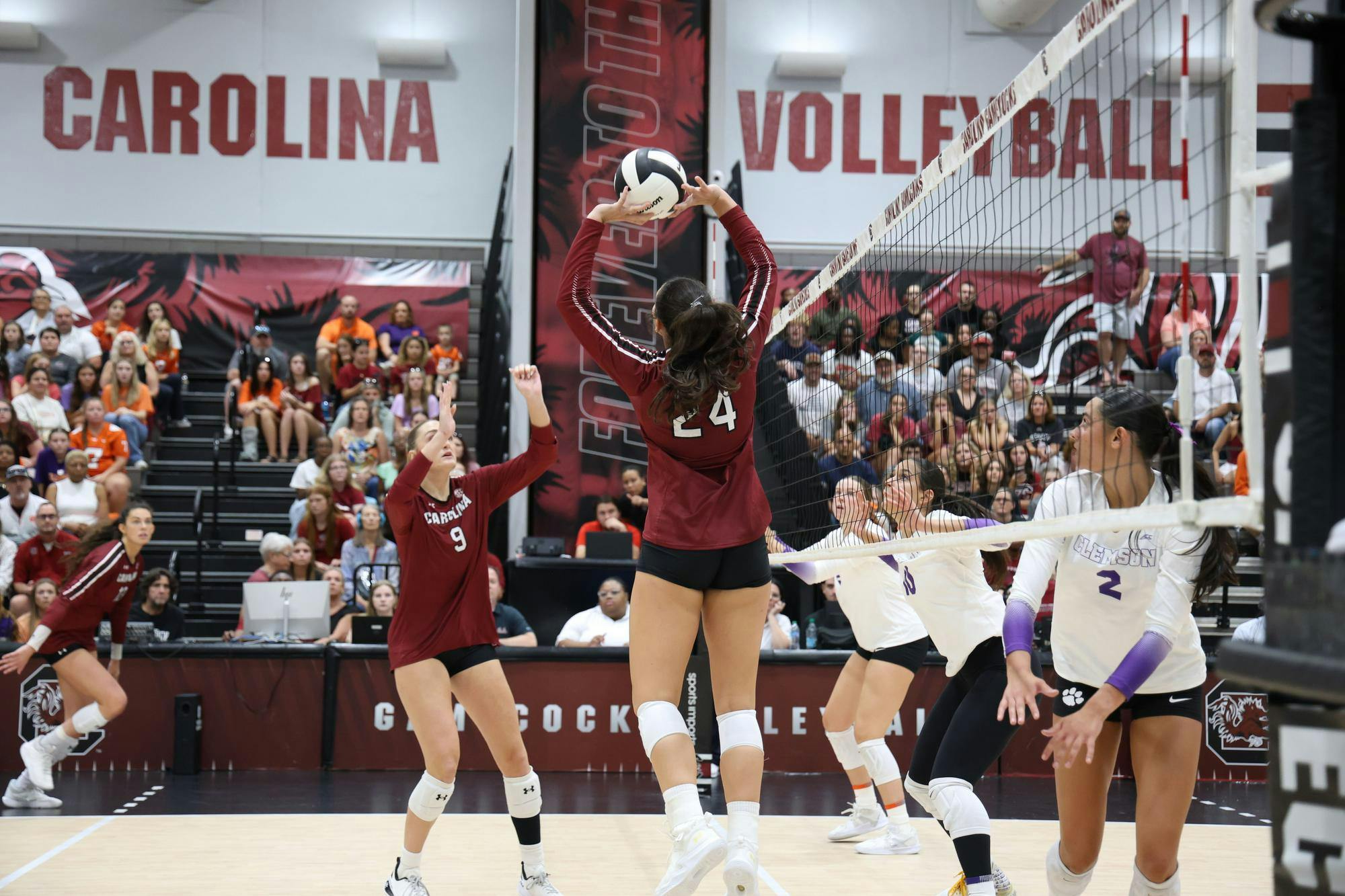 Senior setter Kimmie Thompson sets the ball during the game against Clemson on&nbsp;Aug. 31, 2025. The Gamecocks lost to the Tigers 3-2.