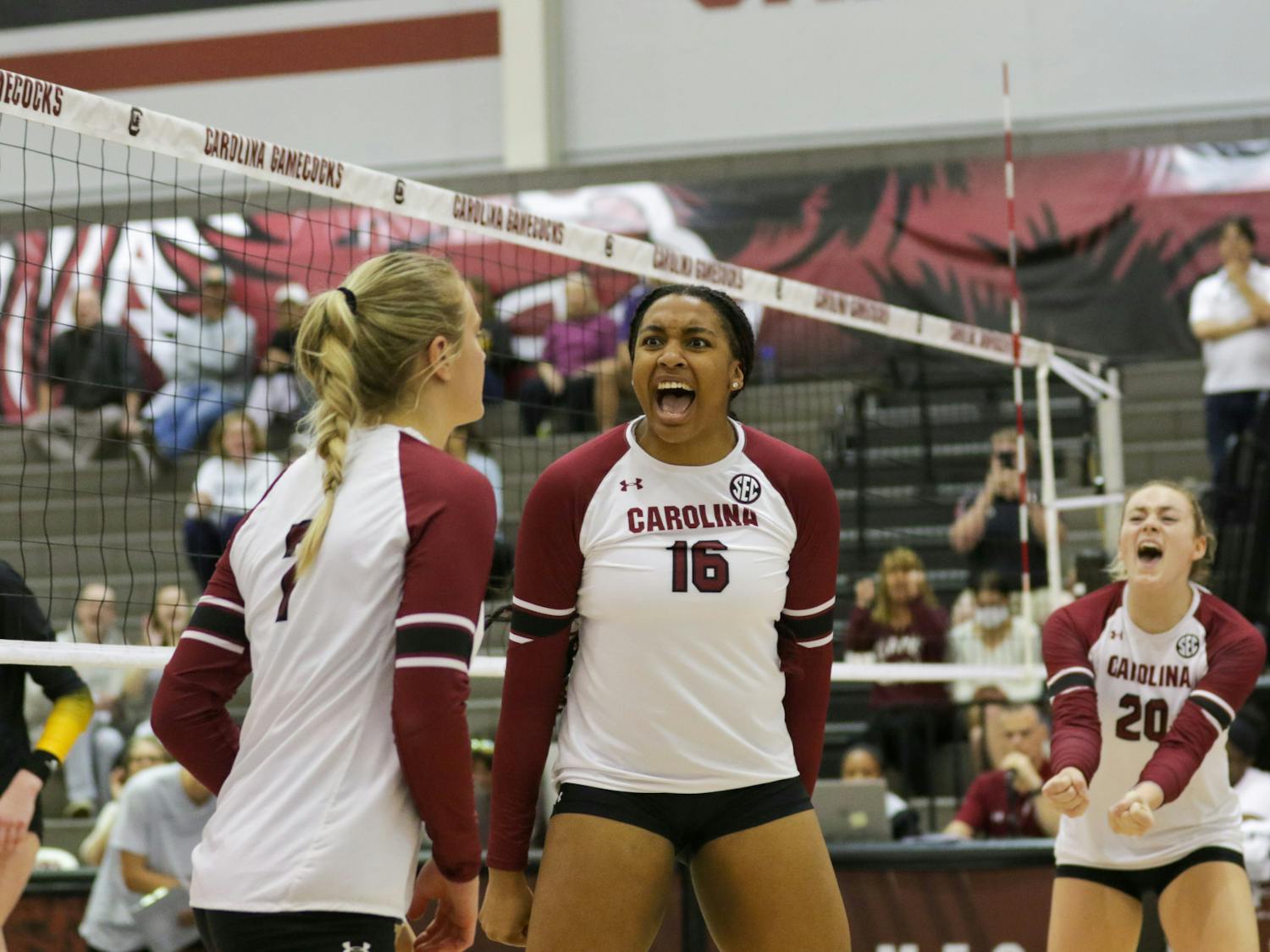 Sophomore middle Oby Anadi celebrating a point with her teammates at South Carolina’s game against Mizzou on Oct. 1, 2022. Strong defensive play earned the South Carolina volleyball team two victories over conference opponent Missouri this weekend.&nbsp;