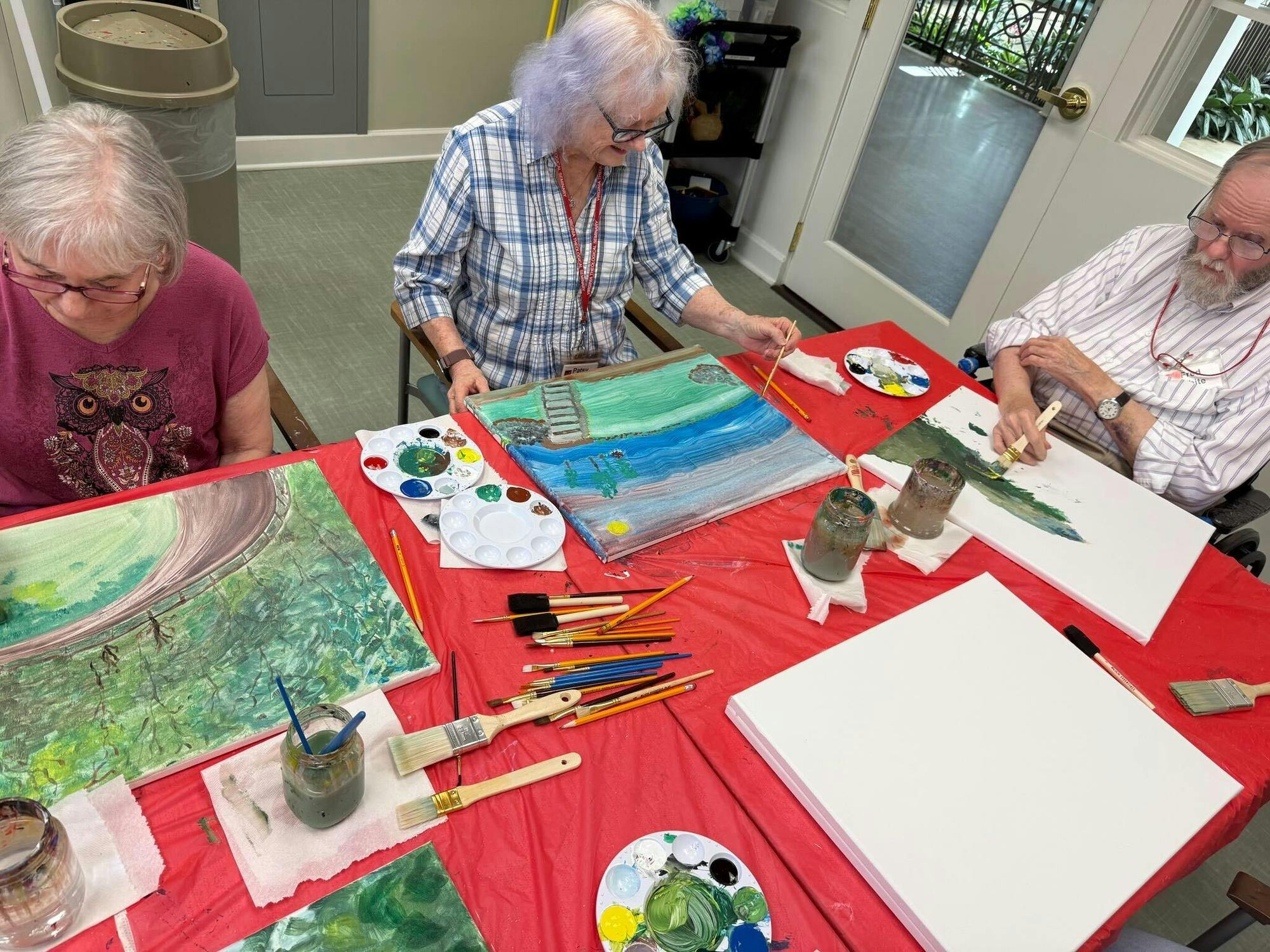 Vibrant Minds hosts one of its art programs where science and art are intertwined.