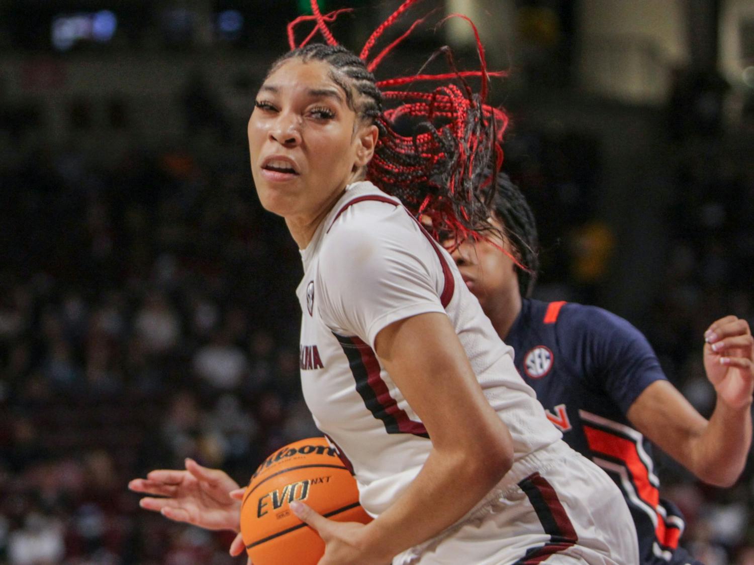 Senior forward Victaria Saxton moves toward the basket during a game on Feb. 17, 2022 at Colonial Life Arena in Columbia, SC. The Gamecocks beat Auburn 75-38.