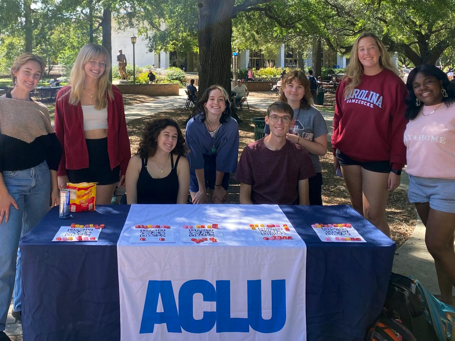 Members of the USC chapter of the ACLU, including Grace Thomas, the president, host the ACLU voter drive on Sept. 27, 2022 at the Clapping Circle at USC's Columbia Campus. USC's ACLU chapter is just one organization on campus that is working to prepare students for the upcoming elections.