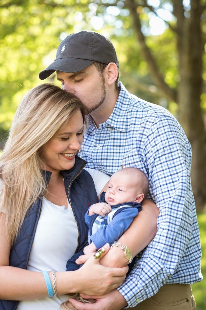 Sarah&#x20;Thompson&#x20;and&#x20;her&#x20;boyfriend&#x20;Chris&#x20;Maggiacomo&#x20;hold&#x20;their&#x20;newborn&amp;nbsp&#x3B;son,&#x20;Isaiah.