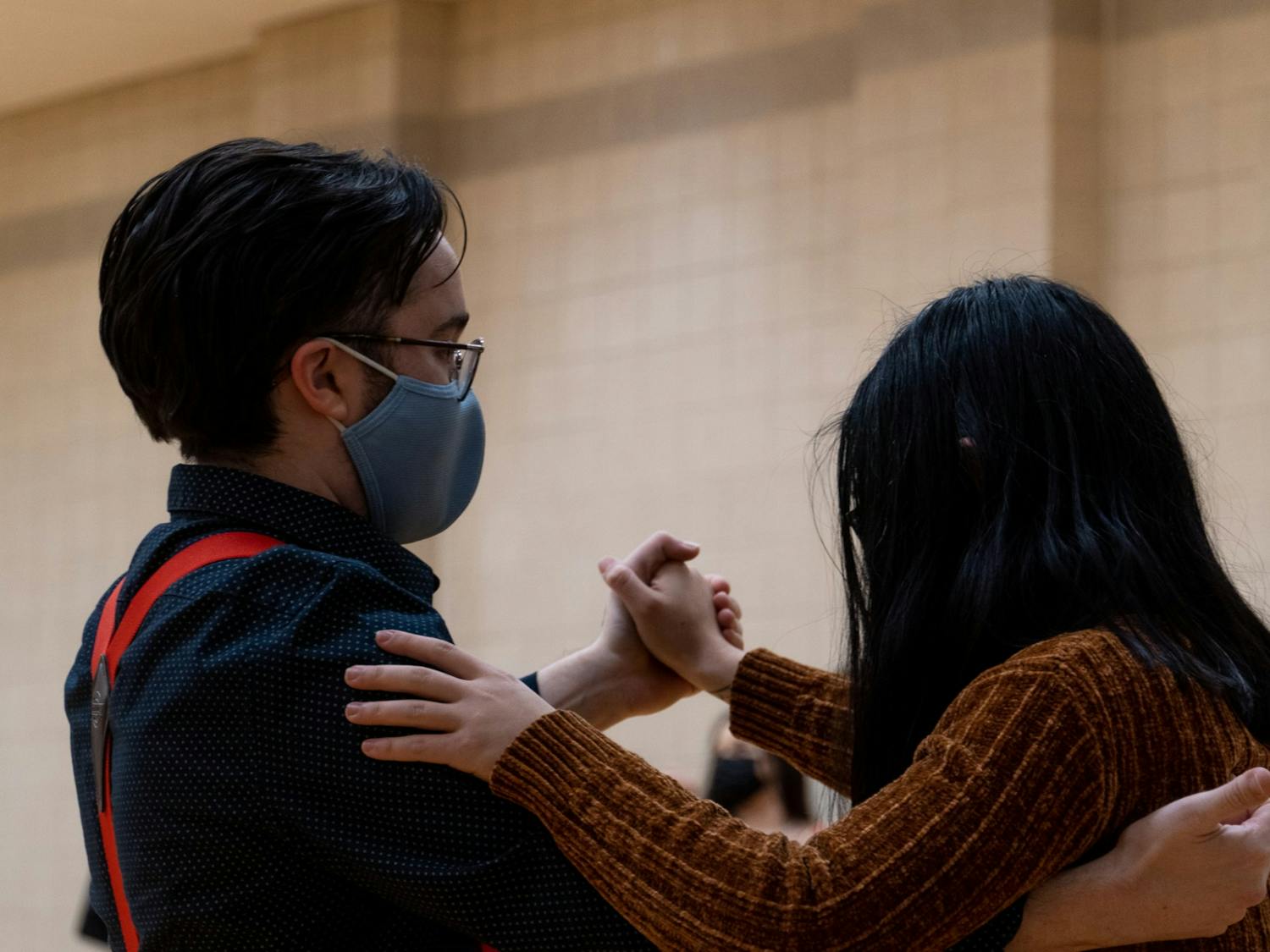 Participants of the Carolina Ballroom Dance Club learn the waltz during its practice on Feb. 15, 2022. Members of the club come together to learn a variety of classical dances including the tango, samba and Cha cha, holding the motto of “if you can walk, you can dance.”