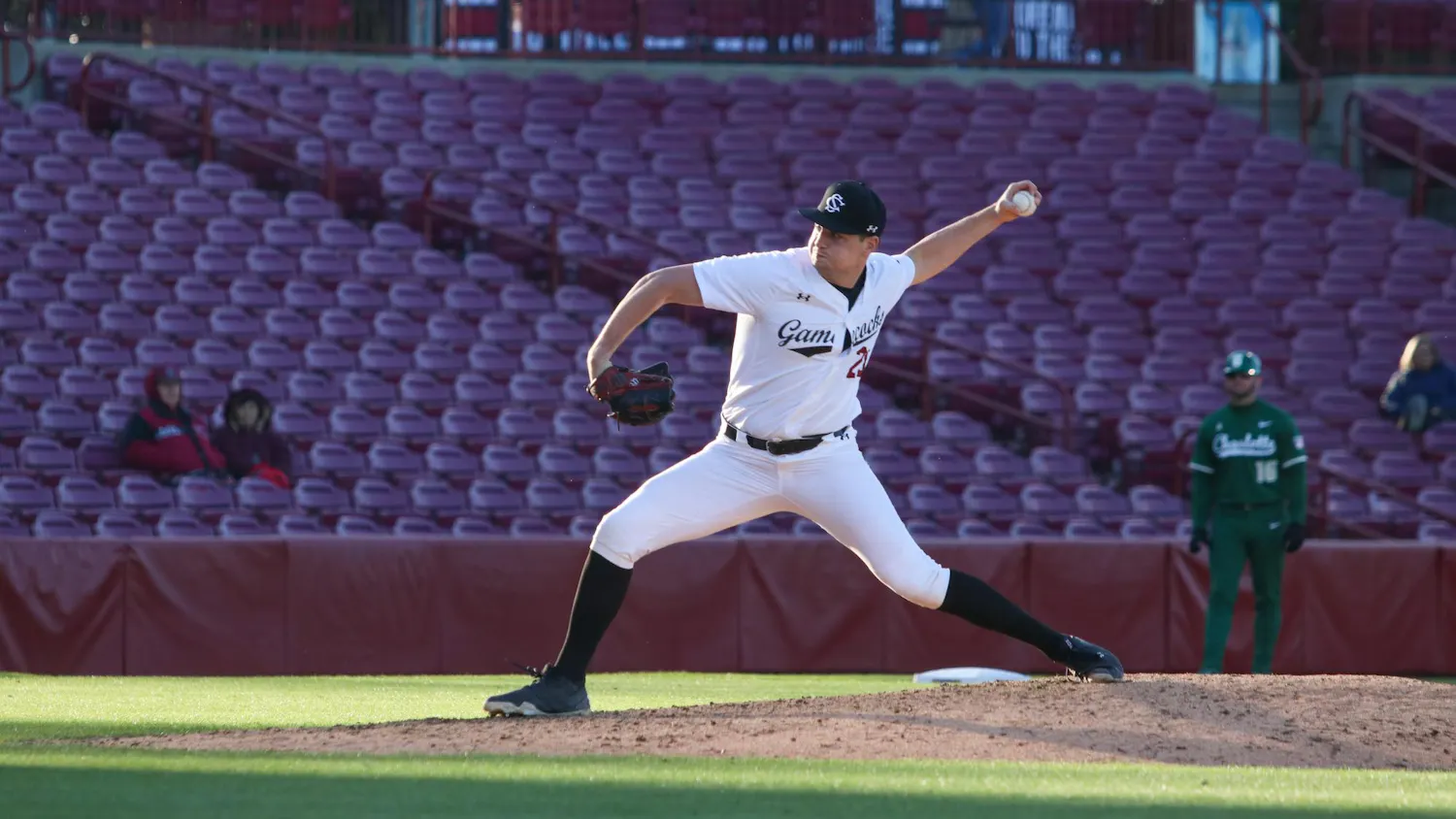Junior left-handed pitcher Hudson Lee starts to pitch a baseball against Charlotte on March 17, 2026, at Founders Park.