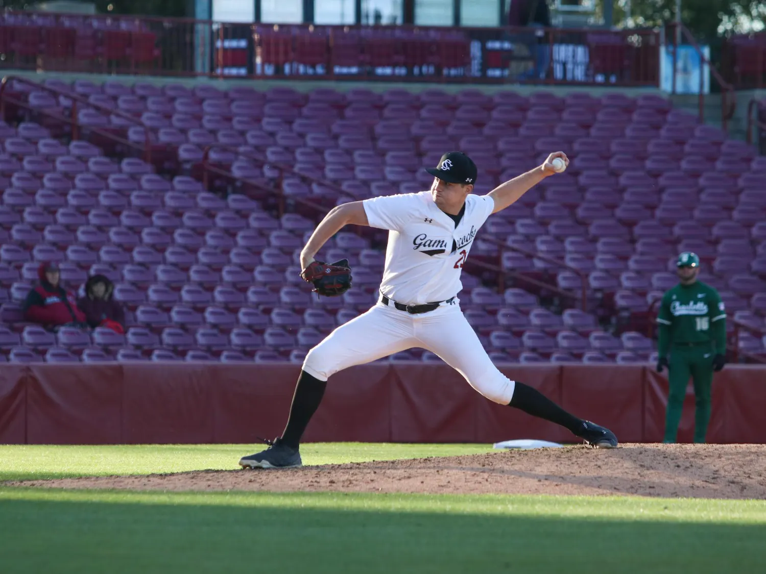 Junior left-handed pitcher Hudson Lee starts to pitch a baseball against Charlotte on March 17, 2026, at Founders Park.