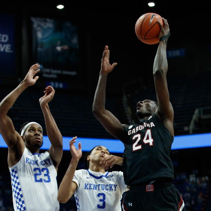 Junior forward Keyshawn Bryant goes for a layup in South Carolina's loss to Kentucky on Saturday. The Gamecocks fell to 6-14 after the loss.