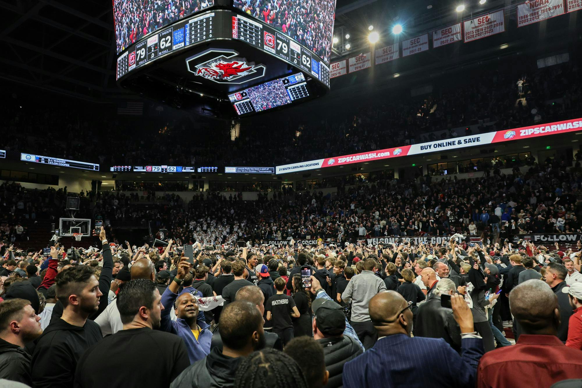 PHOTOS: Fans Storm Court After Gamecock Men's Basketball Defeats No. 6 ...