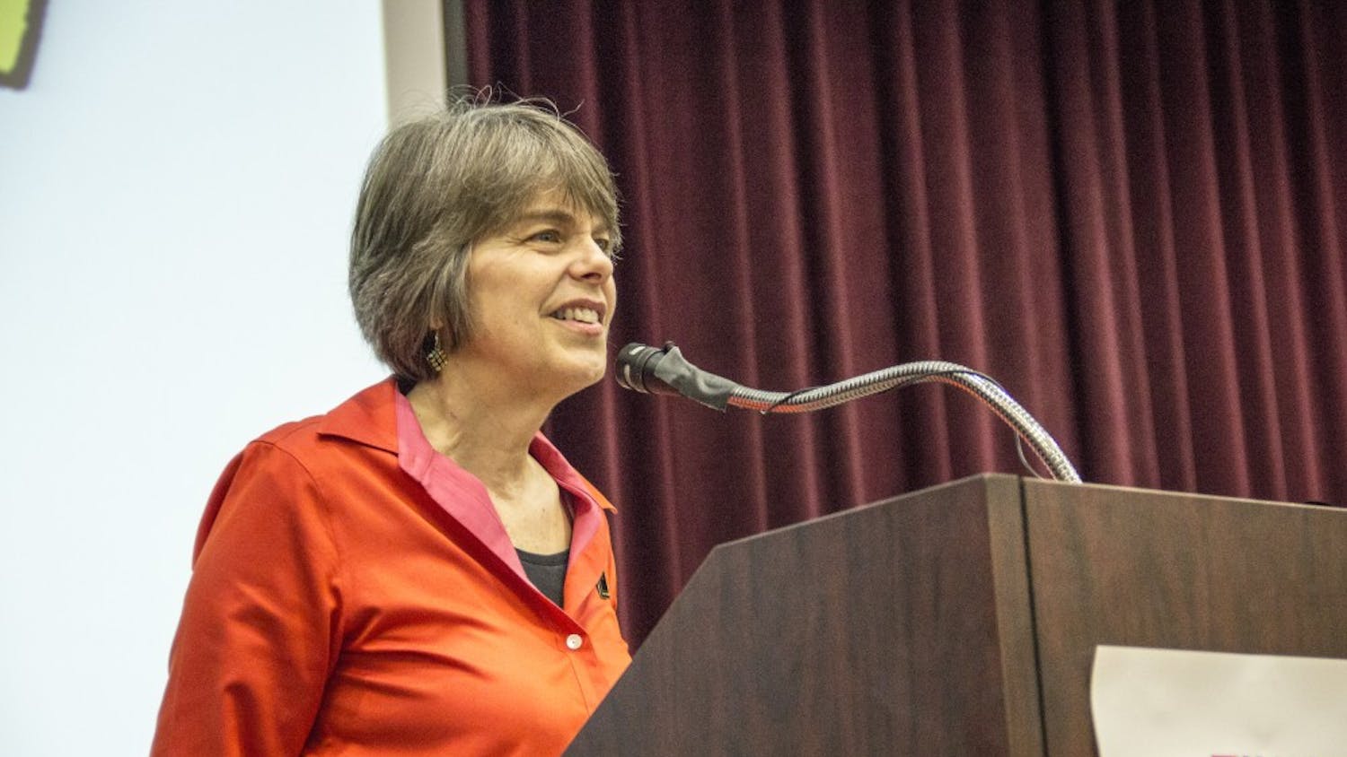 	Mary Beth Tinker, whose landmark Supreme Court win secured First Amendment rights for students, speaks to high school journalists at a South Carolina Scholastic Press Association conference Monday.