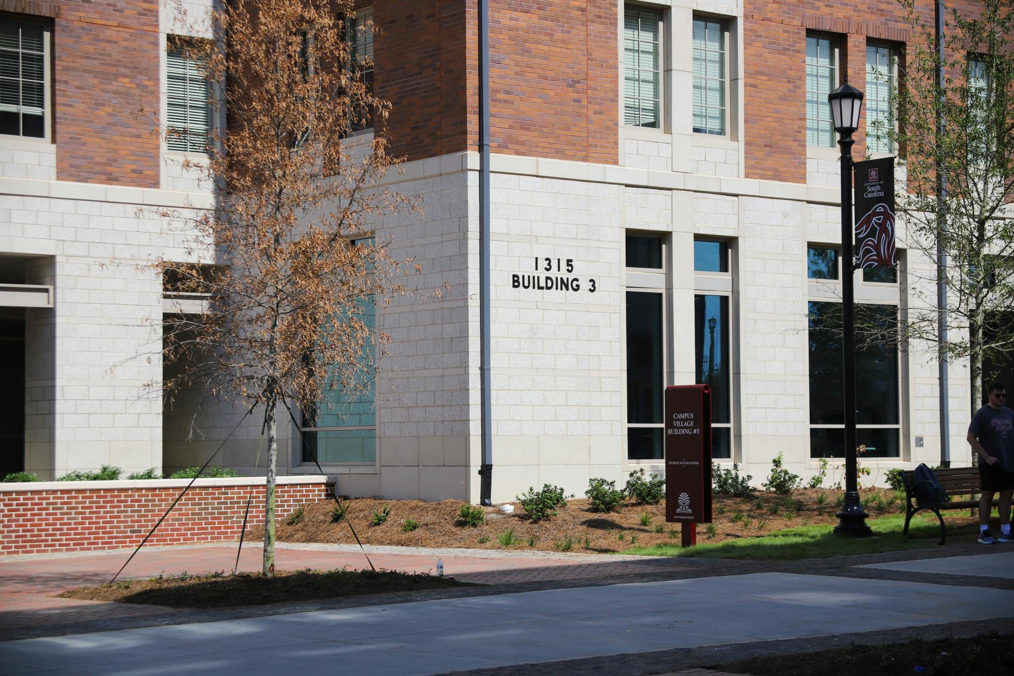 A picture of one of Campus Village's four buildings which sit on the south side of campus at USC. Campus Village Building 3 is home to the Engineering and Computing Residential Learning Program.&nbsp;