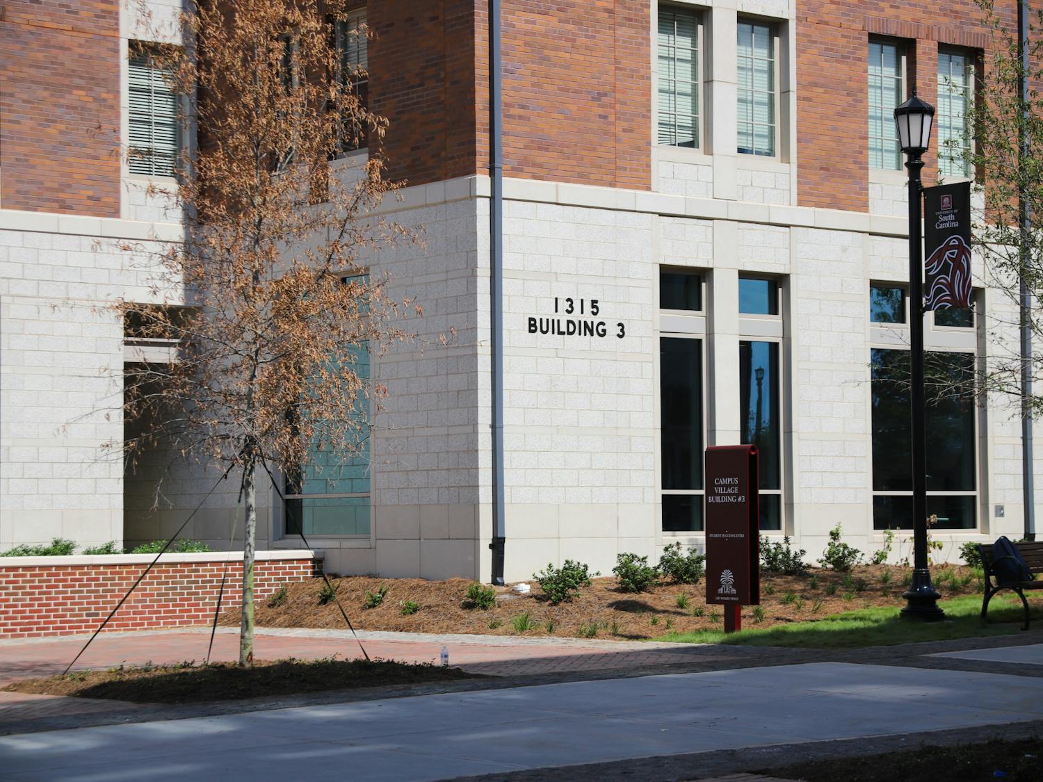 A picture of one of Campus Village's four buildings which sit on the south side of campus at USC. Campus Village Building 3 is home to the Engineering and Computing Residential Learning Program.&nbsp;