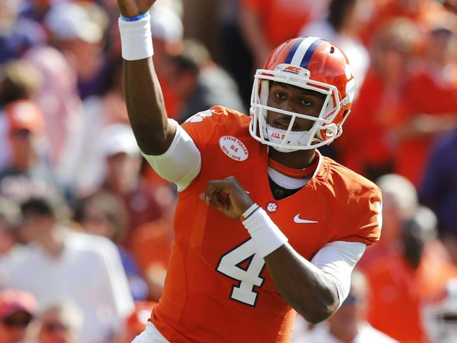 Clemson quarterback Deshaun Watson (4) passes during the first half against North Carolina State at Memorial Stadium in Clemson, S.C., Saturday, Oct. 4, 2014. (Ethan Hyman/Raleigh News & Observer/MCT)