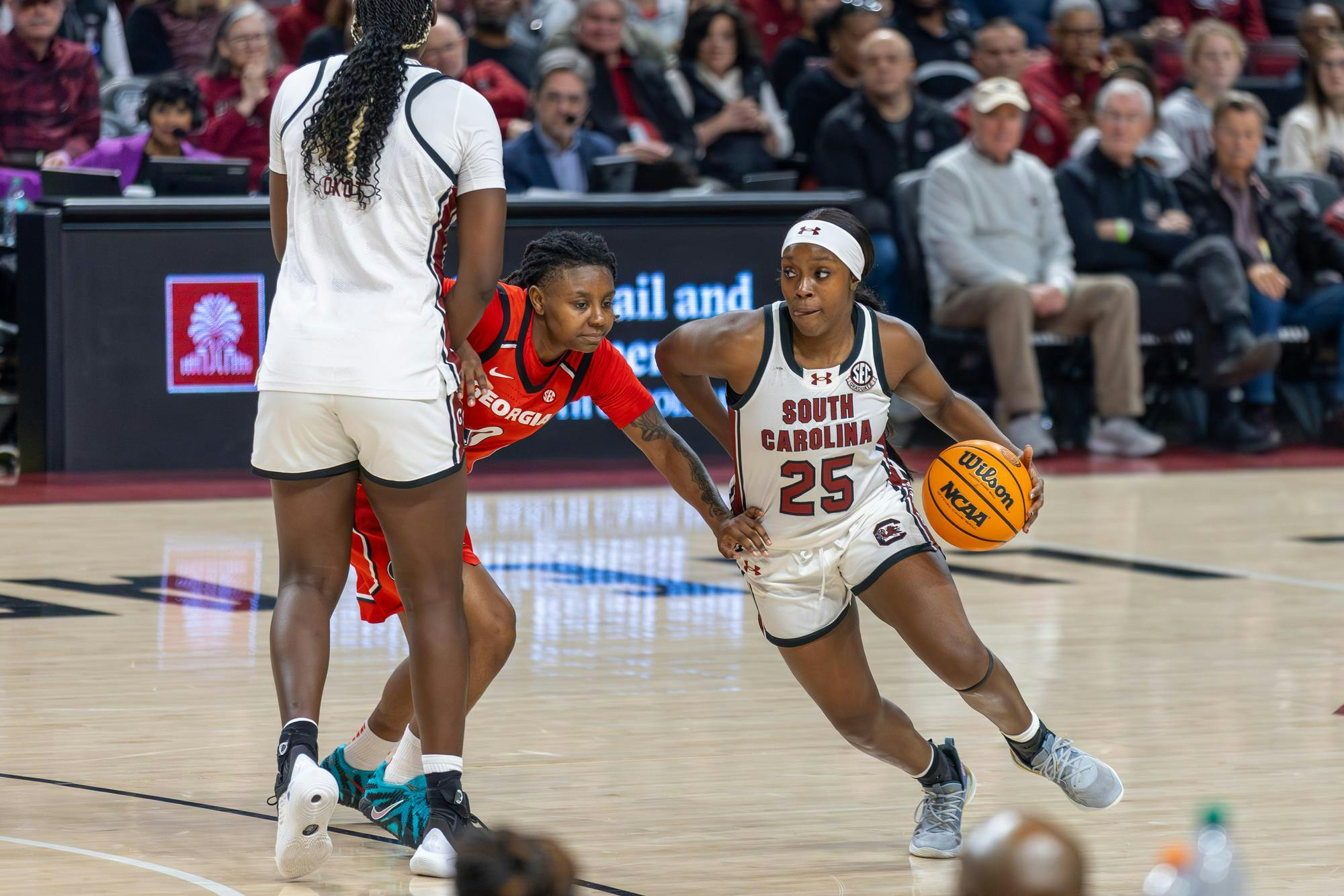 Senior guard Raven Johnson maneuvers around a screen during the game against Georgia on Jan. 11, 2026. Johnson had eight defensive rebounds and scored 10 points.