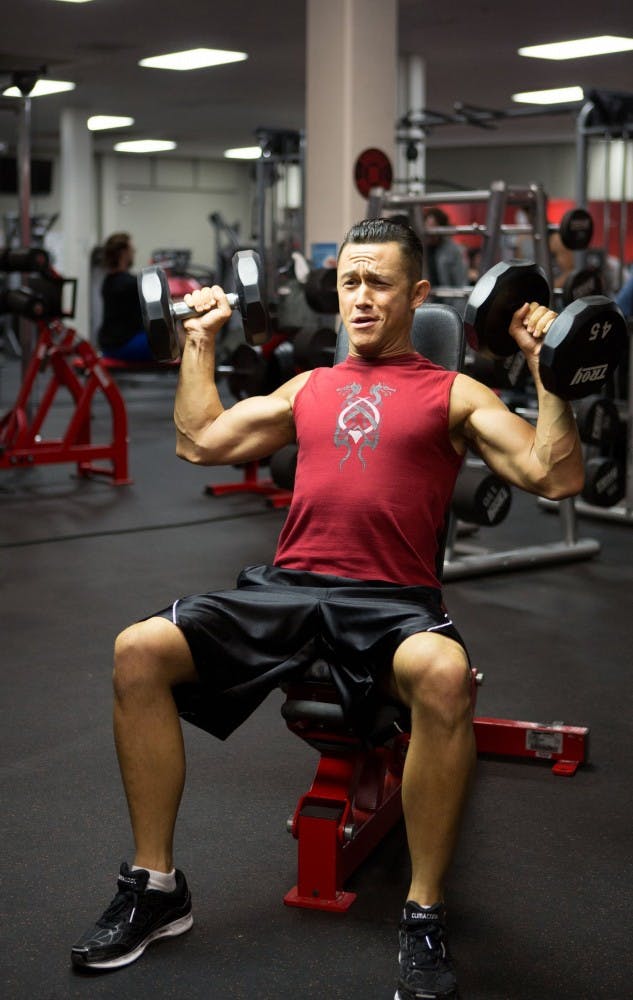 Writer/director Joseph Gordon-Levitt stars in Scarlett Johansson in "Don Jon." (Daniel McFadden/Relativity Media/MCT)