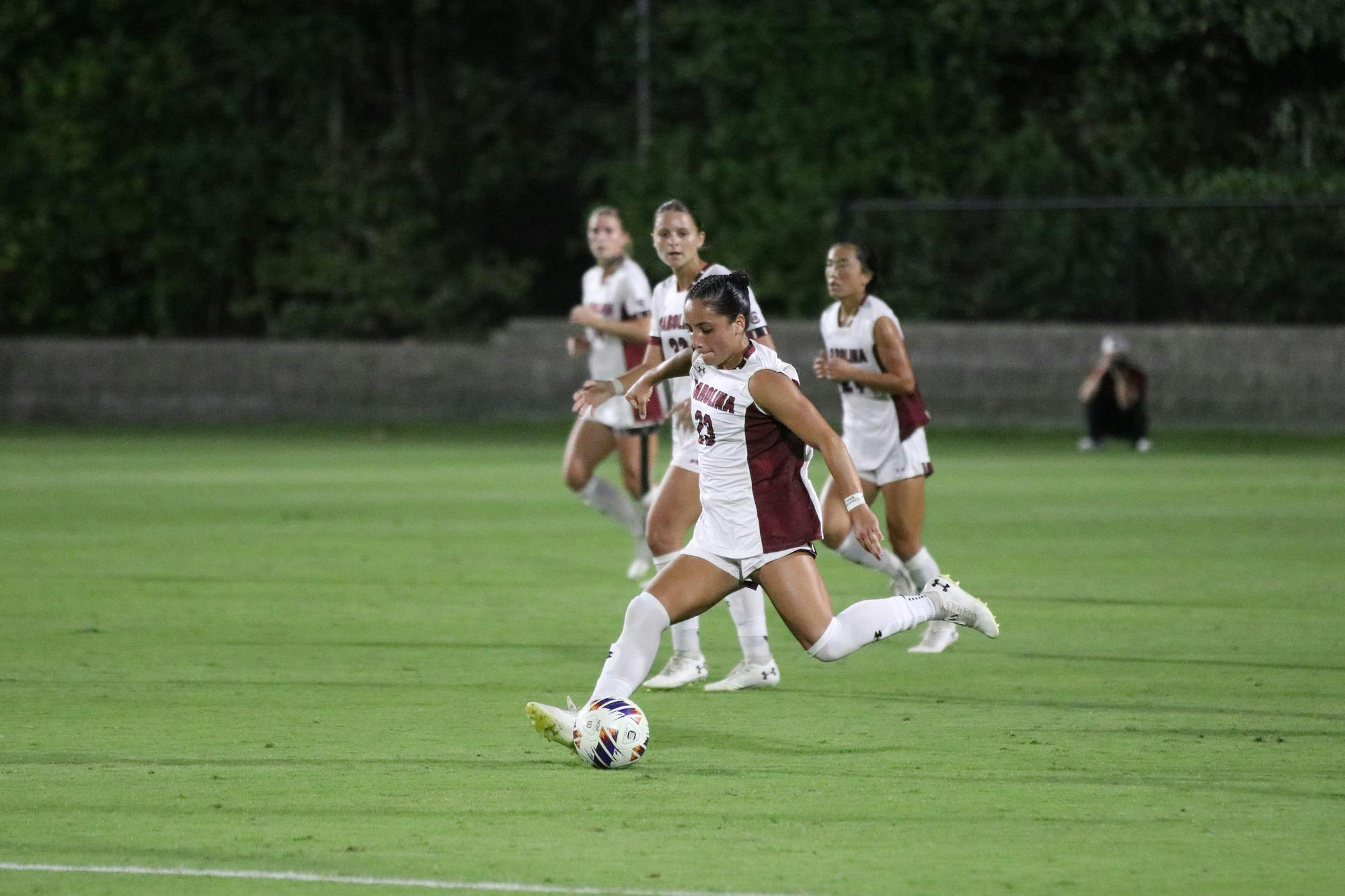 Freshman midfielder Alexa Pino passes the ball to a teammate against Texas A&amp;M at Eugene E. Stone III Stadium on Oct. 19, 2025. The Gamecocks finished with a tie of 0-0 against the Aggies.