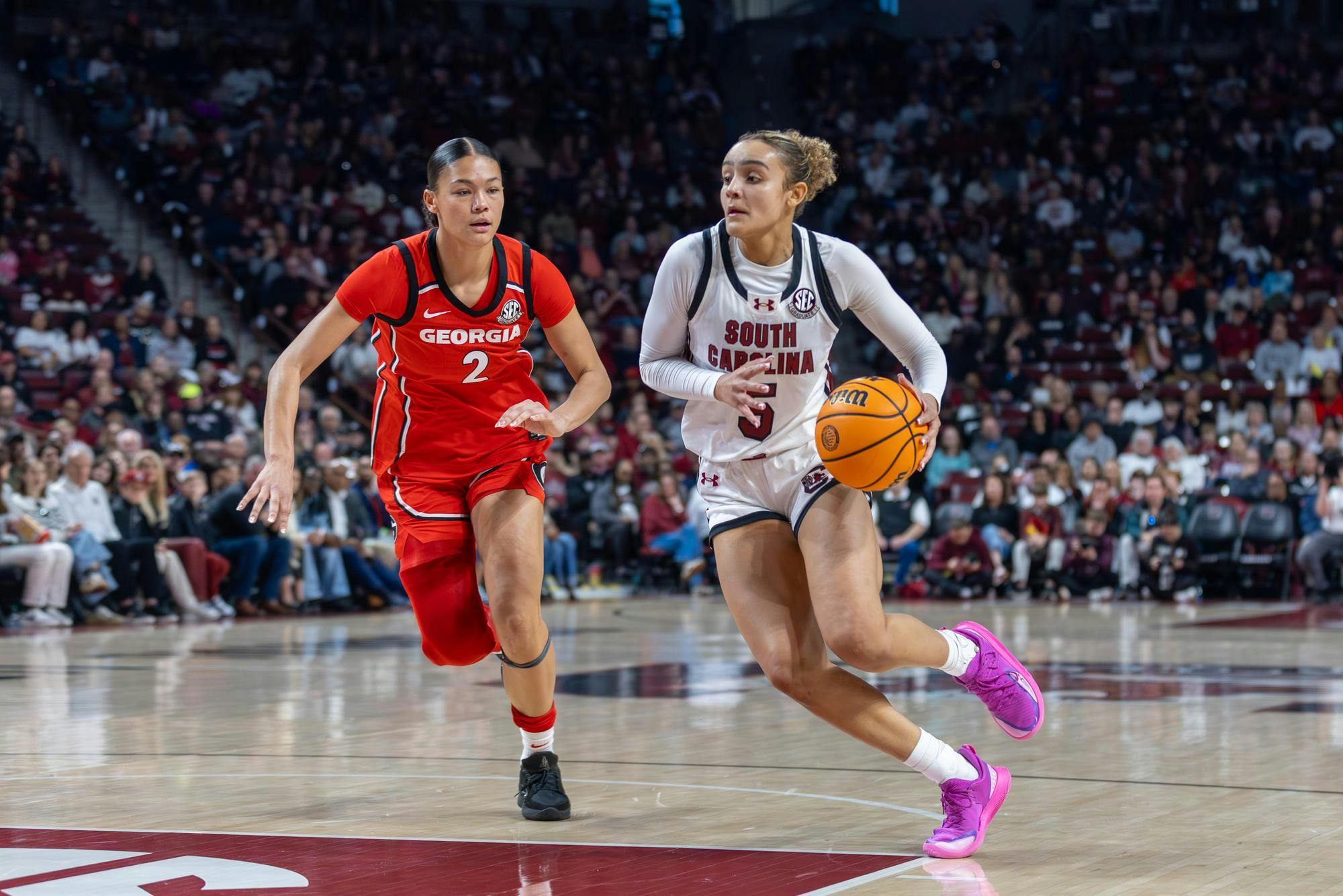 Junior guard Tessa Johnson dribbles down the court during the game against Georgia on Jan. 11, 2026. Johnson scored 3 points and got four rebounds.